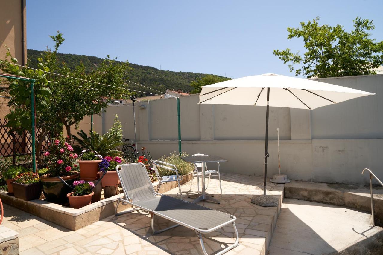 קרס Apartments Nives מראה חיצוני תמונה