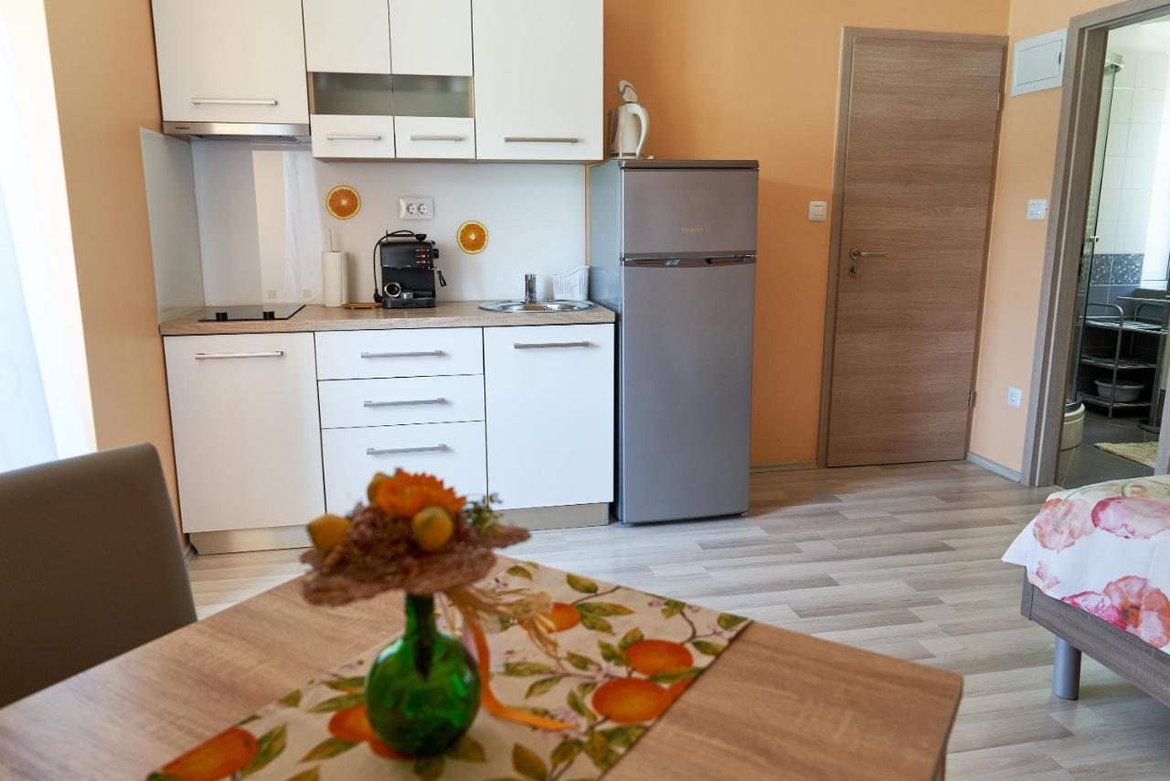 קרס Apartments Nives מראה חיצוני תמונה